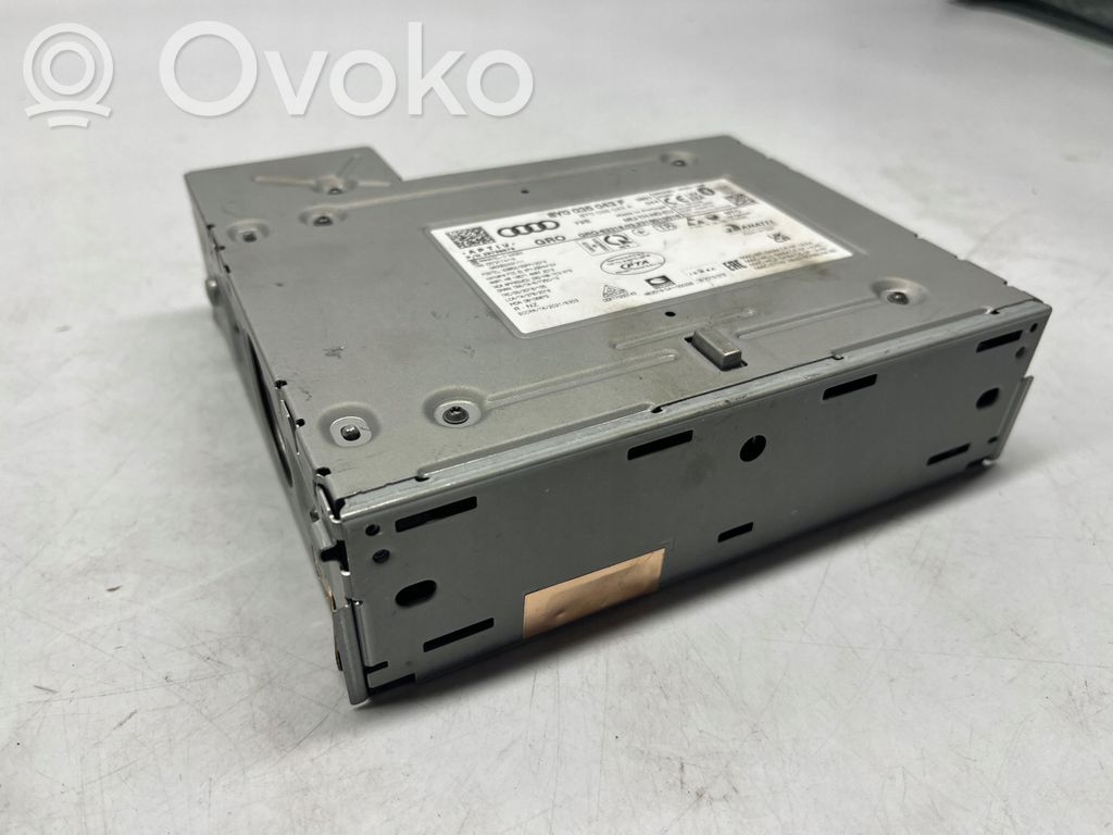 Audi A3 8Y Radio/CD/DVD/GPS head unit 