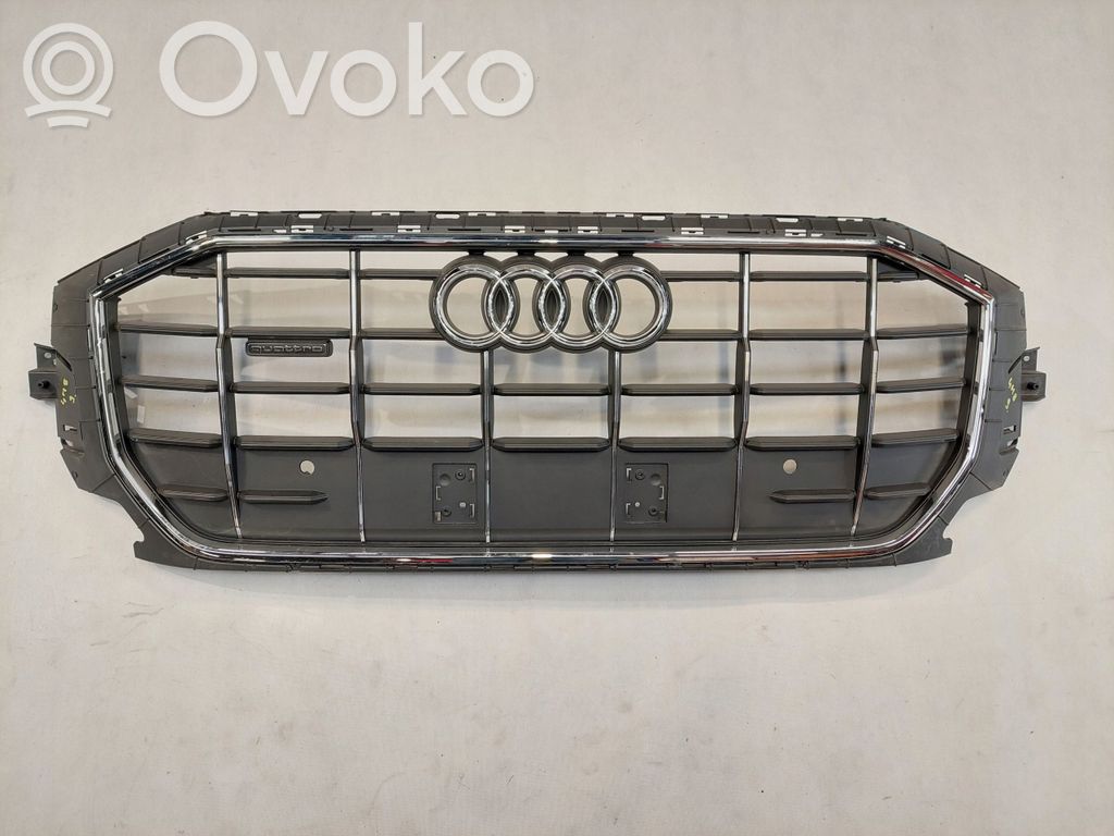 Audi Q8 Etupuskurin ylempi jäähdytinsäleikkö 