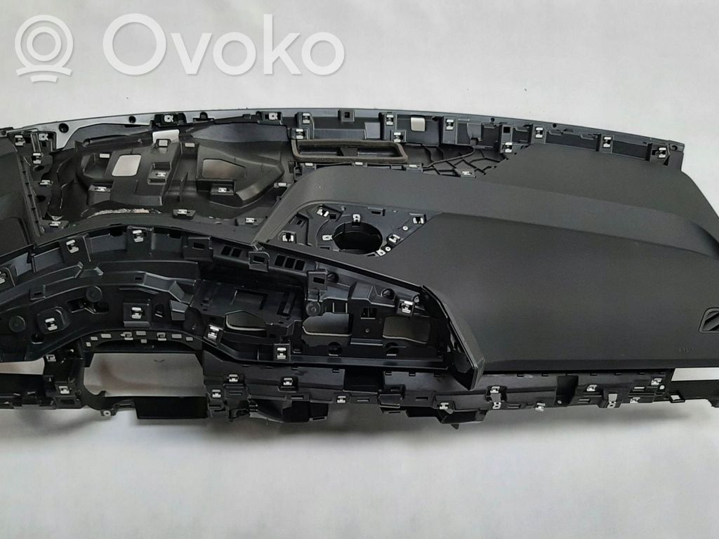 Panelė   AA6B89ED04AC,10F857003R,5645DF76