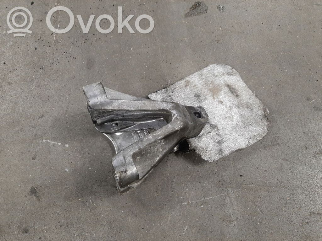 Łapa / Mocowanie silnika   8K0199307BJ,31000D26,8K0199307BJ,A1967A6D72F6