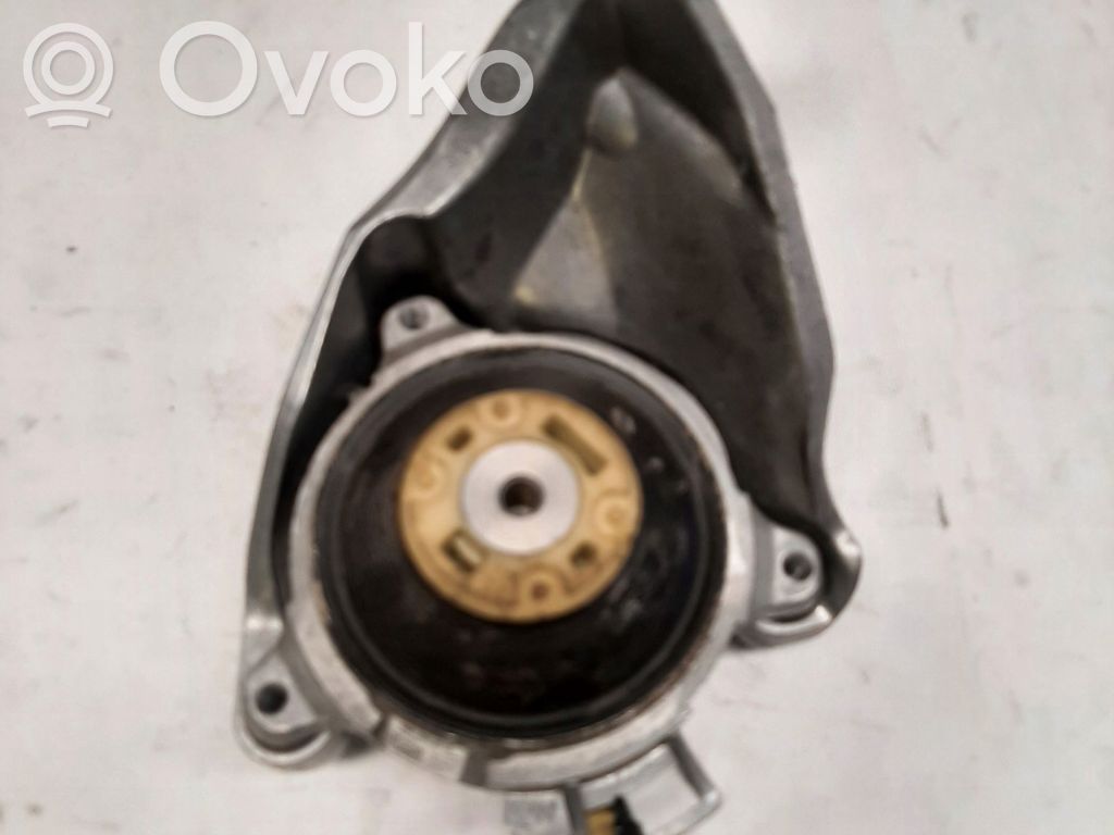 Audi Q7 4M Engine mount bracket 
