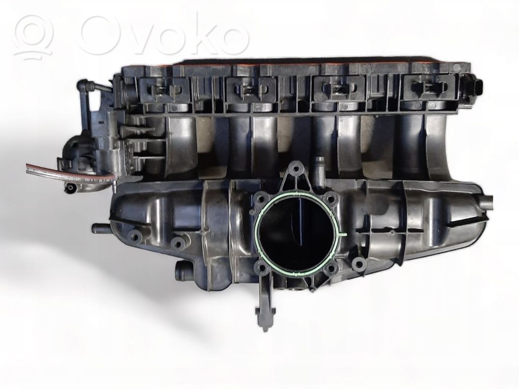 Audi A5 8T 8F Colector de admisión 