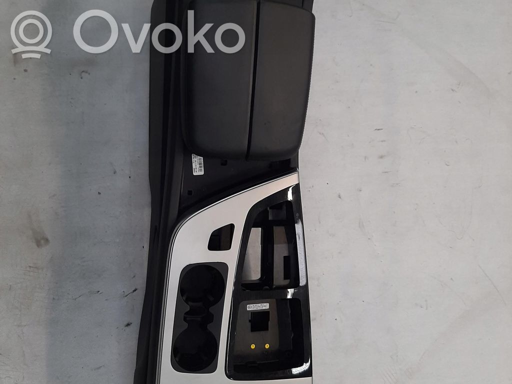 Audi Q7 4M Consola central 