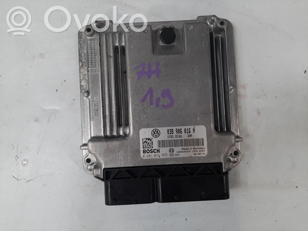 Volkswagen Transporter - Caravelle T5 Komputer / Sterownik ECU silnika 