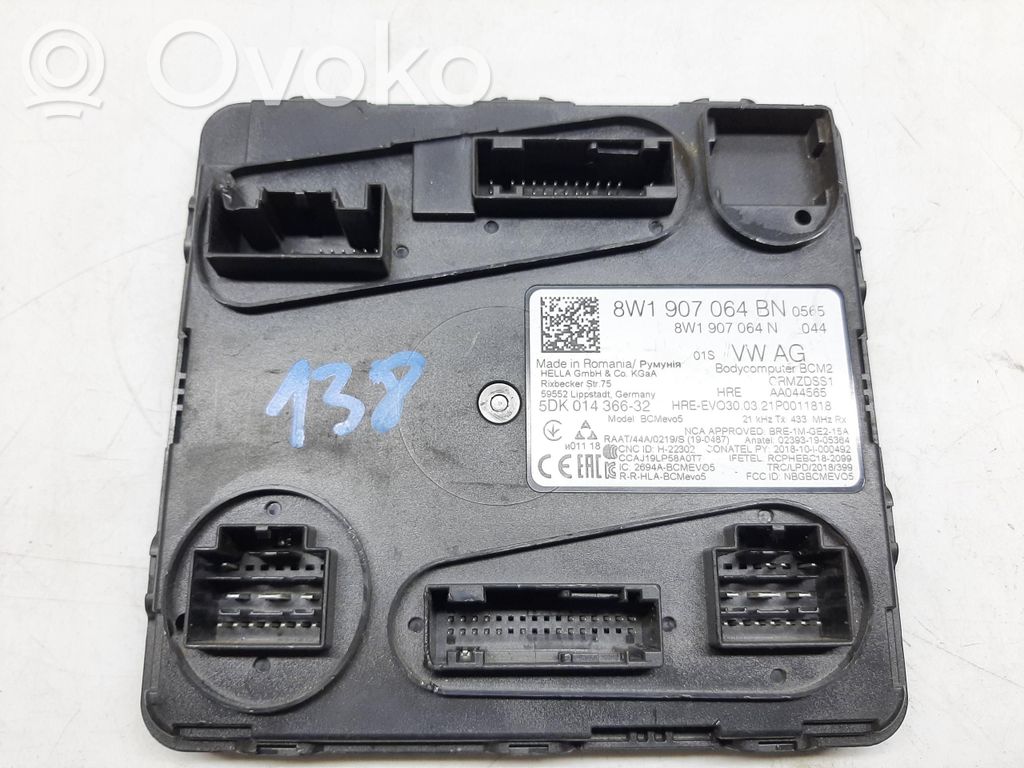 Audi A4 S4 B9 8W Comfort/convenience module 