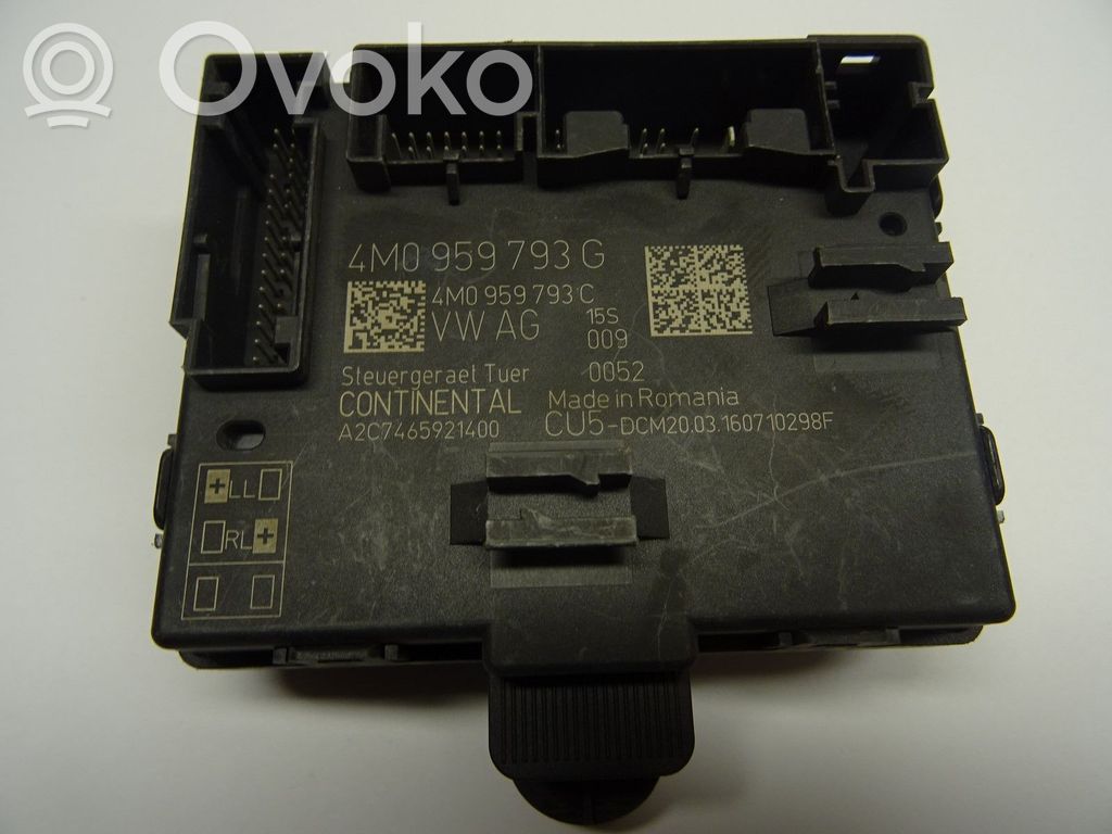 Audi Q7 4M Door control unit/module 