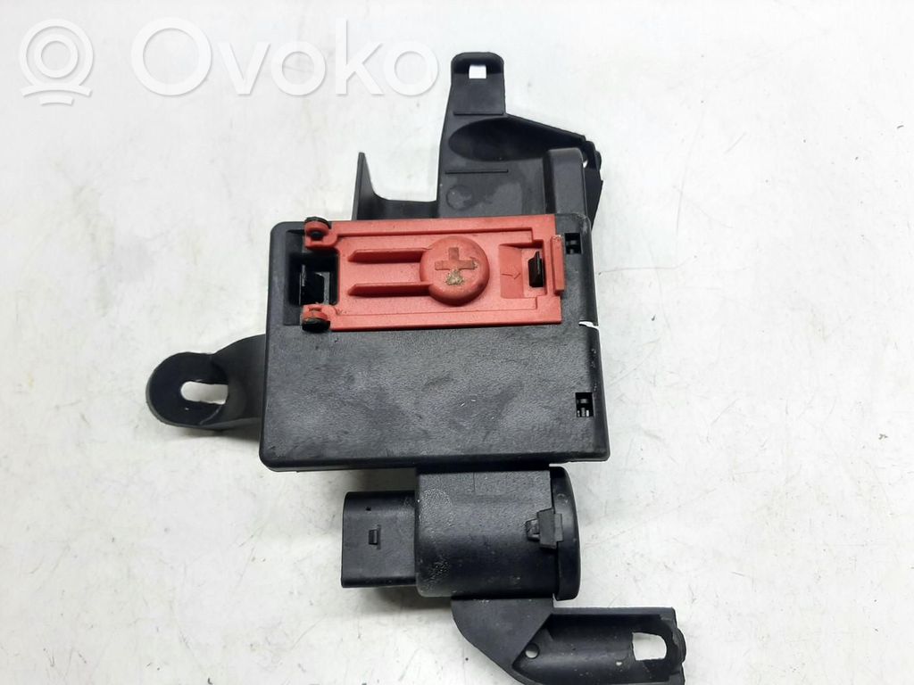 Porsche Cayenne (9Y0 9Y3) Srovės išlyginimo rėlė 
