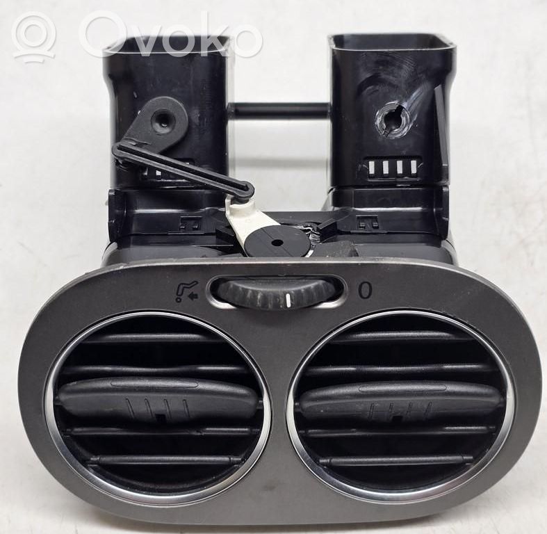 Volkswagen Tiguan Griglia di ventilazione centrale cruscotto