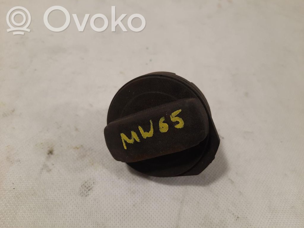 Volkswagen Golf IV Tappo del serbatoio del carburante
