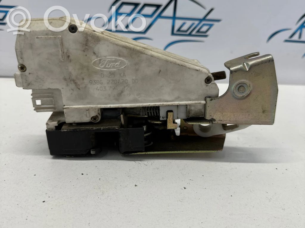 Ford Galaxy Aizmugurē slēdzene 