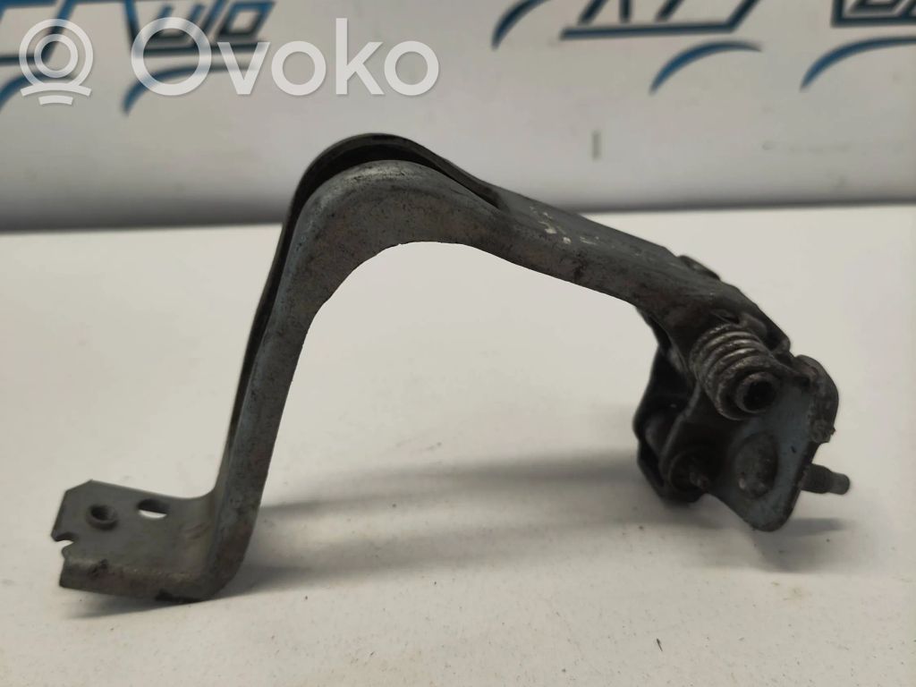 Opel Vivaro Takaoven pidätin 