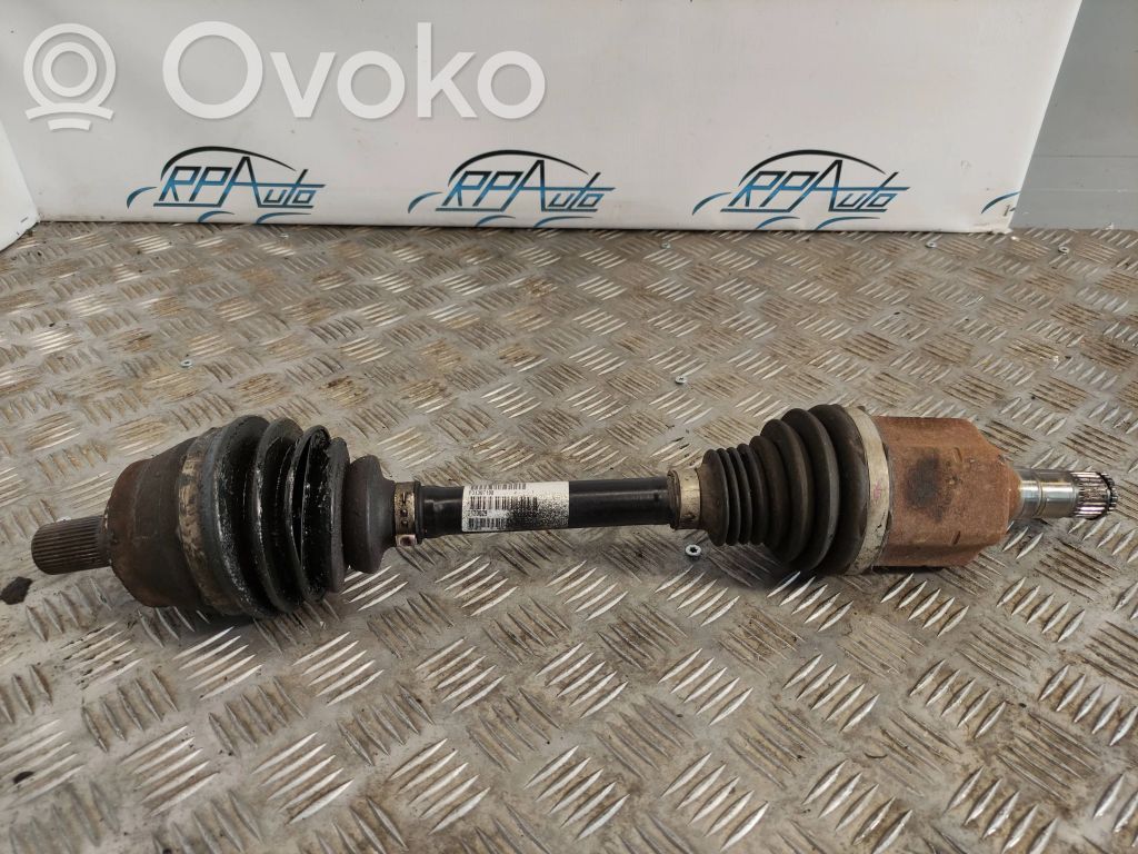 Volvo V40 Priekinis pusašis 