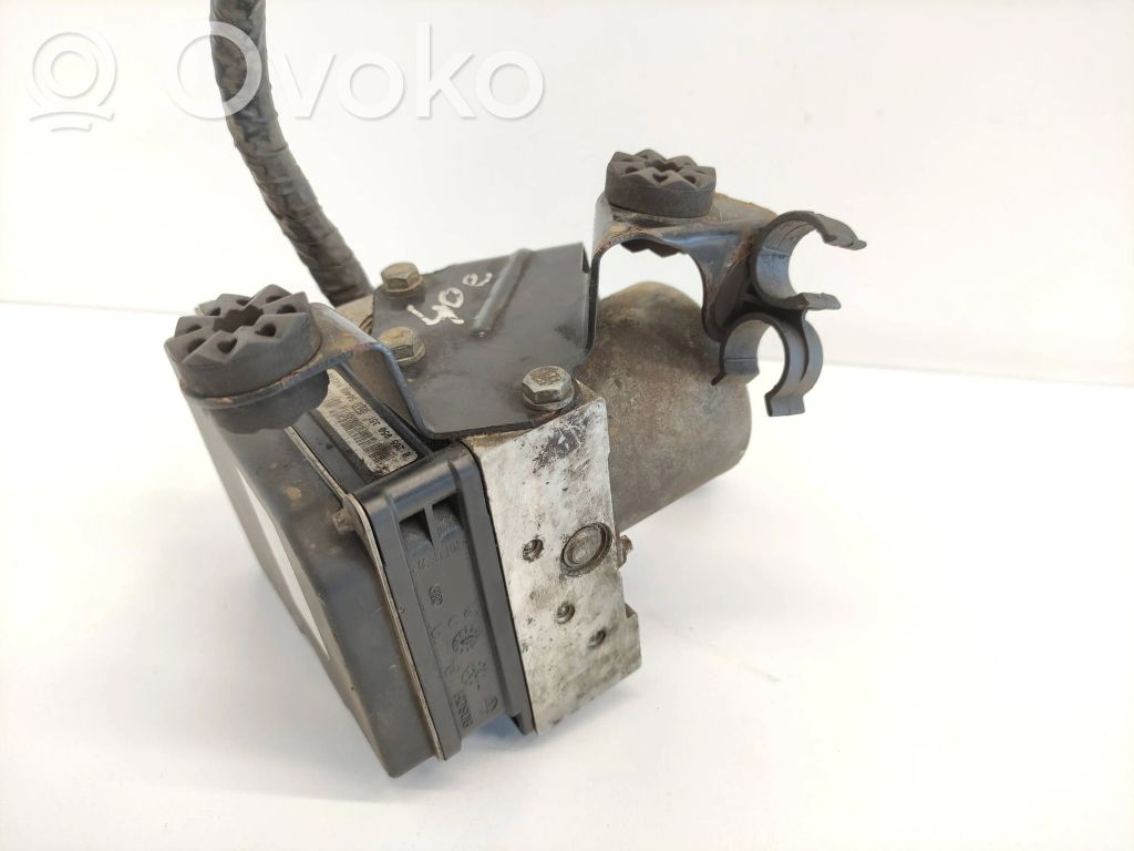 BMW X5 E53 ABS Pump 