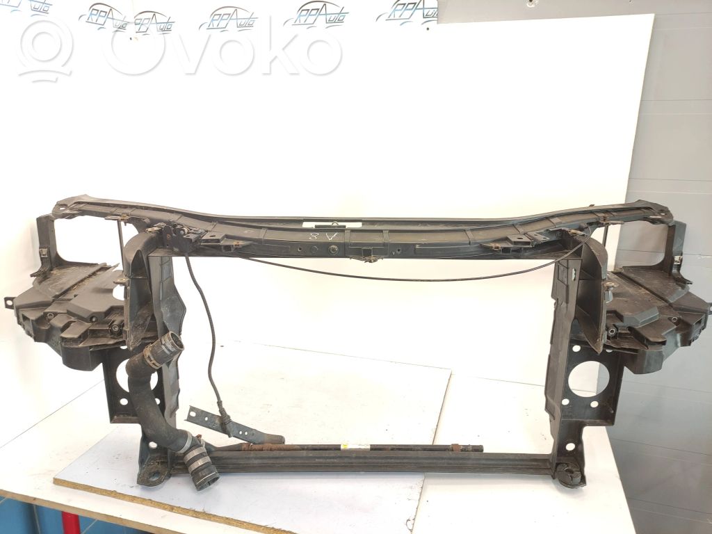 Audi A8 S8 D3 4E Radiatoru panelis 