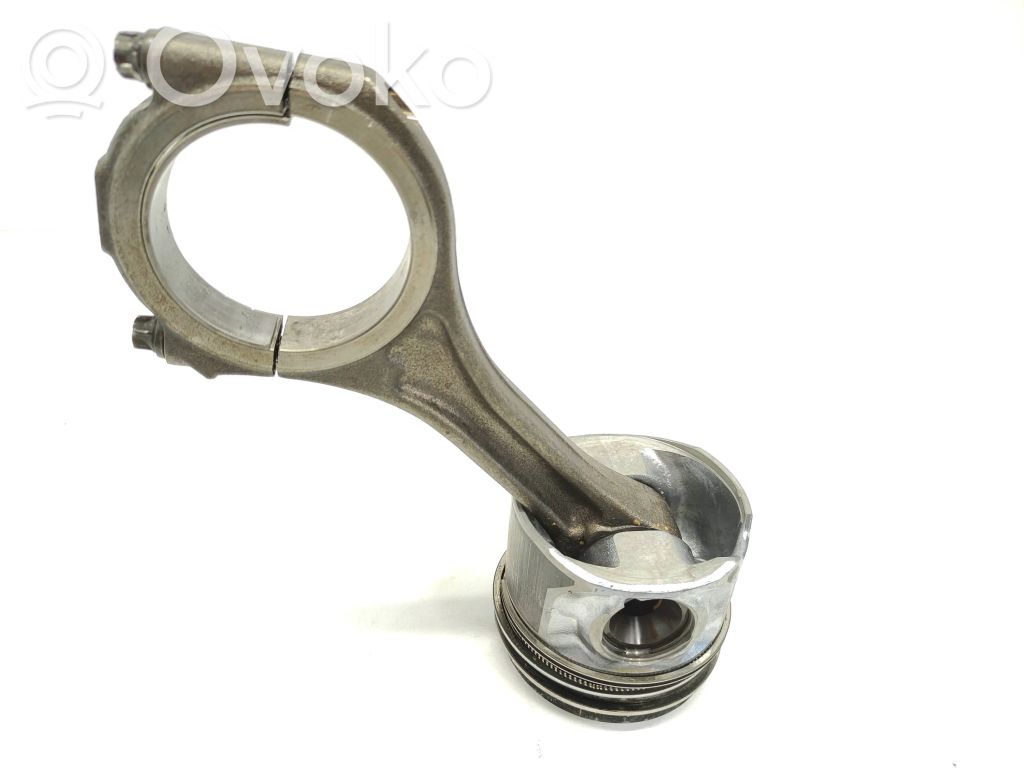 Piston with connecting rod   059AA,059107065BJ