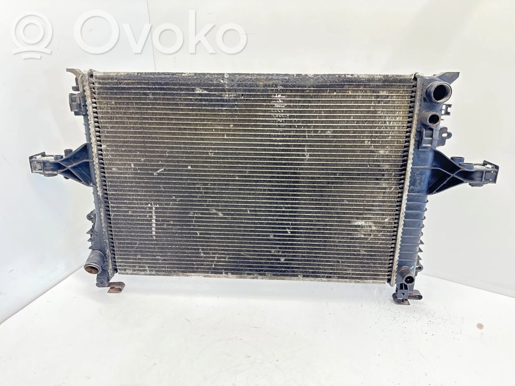 Coolant radiator   30723909,988233C,05022859