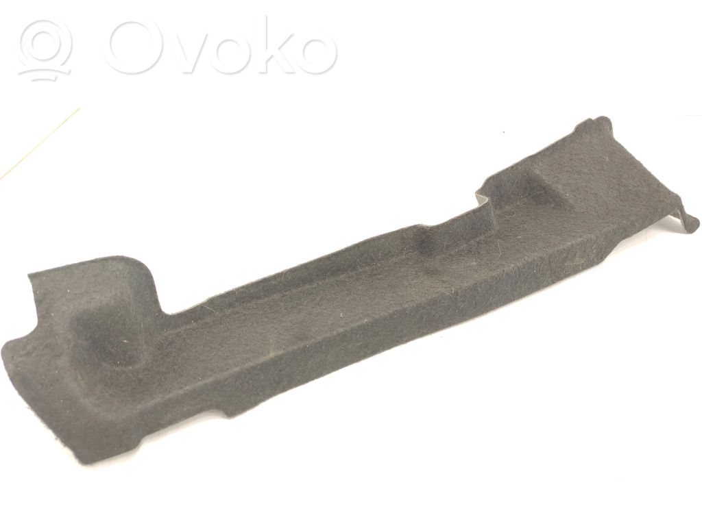 Volvo V70 Kita salono detalė 