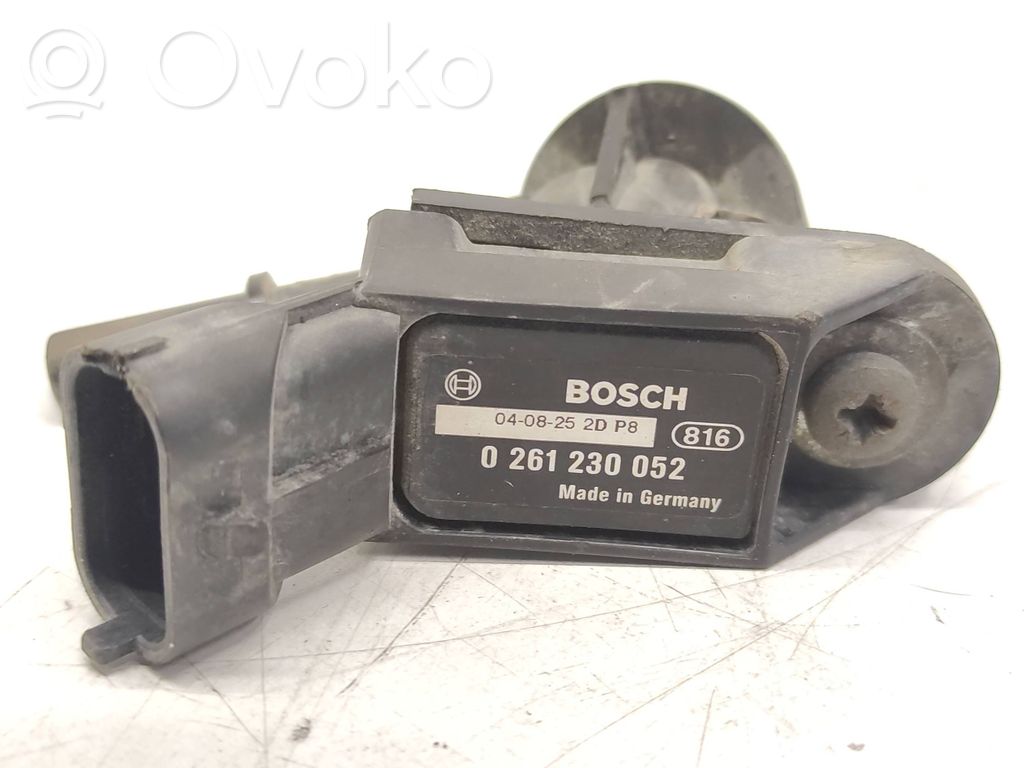 Alfa Romeo GT Air pressure sensor 