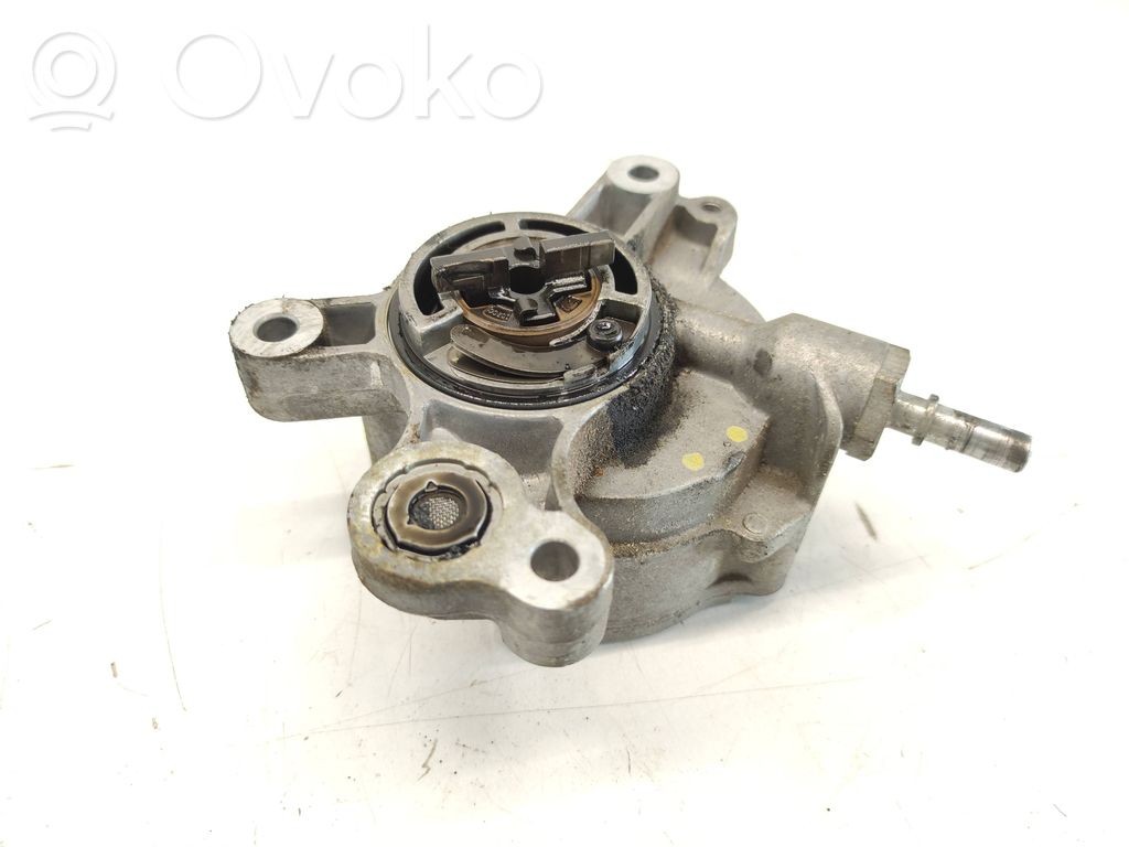 Peugeot 407 Vacuum pump 