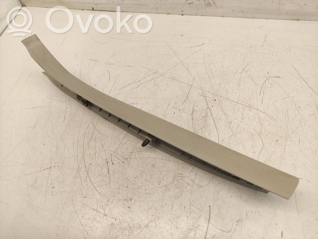 Osłona słupka szyby przedniej / A   A2056907604,A047563,APUW205F,APUW205E
