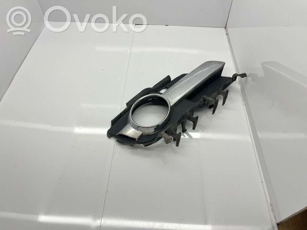 Opel Signum Etupuskurin alempi jäähdytinsäleikkö 