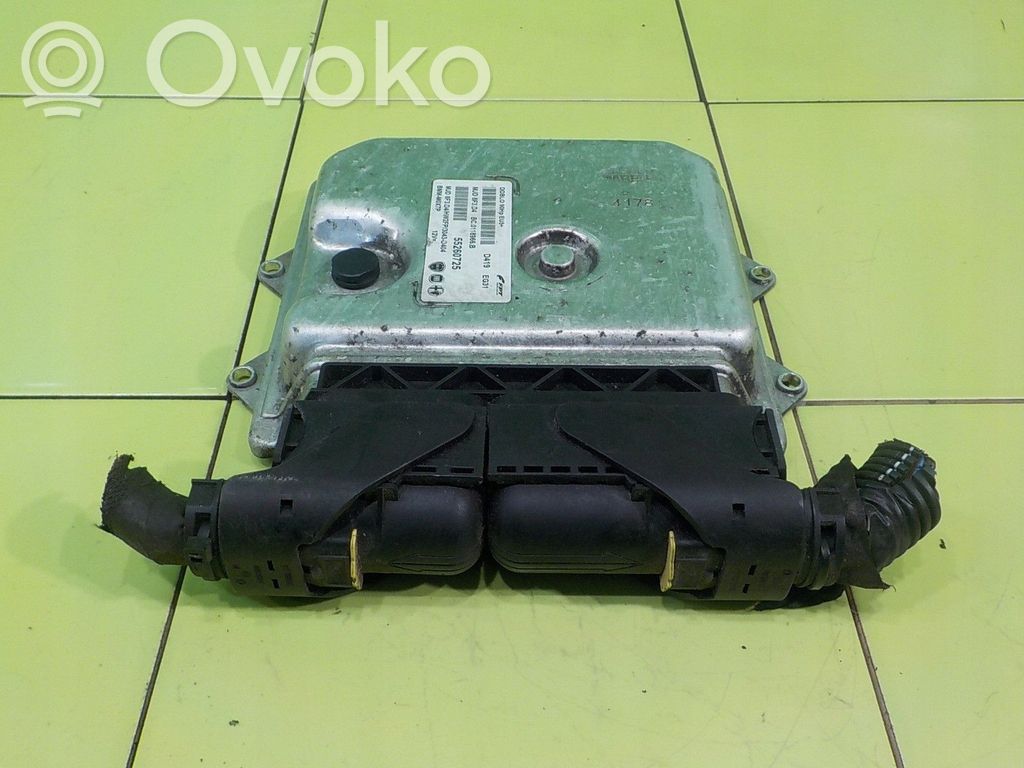 Opel Combo D Engine control unit/module 
