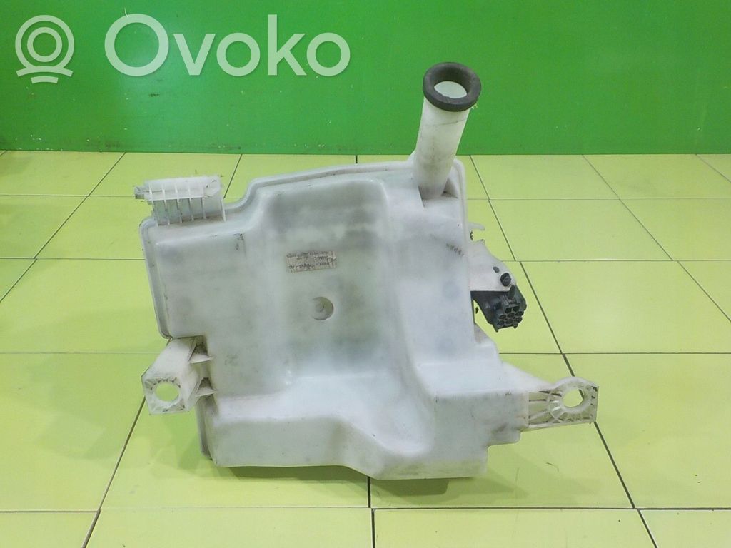 Ford Focus Langų skysčio bakelis 