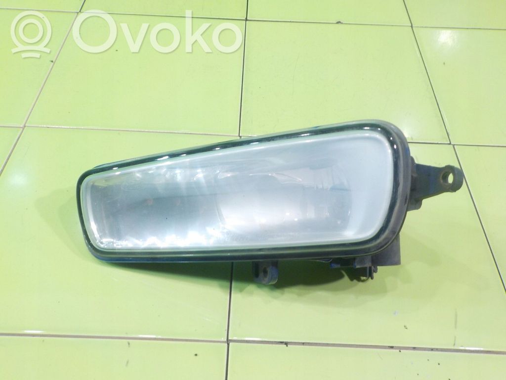 Ford Focus Miglas lukturis priekšā 