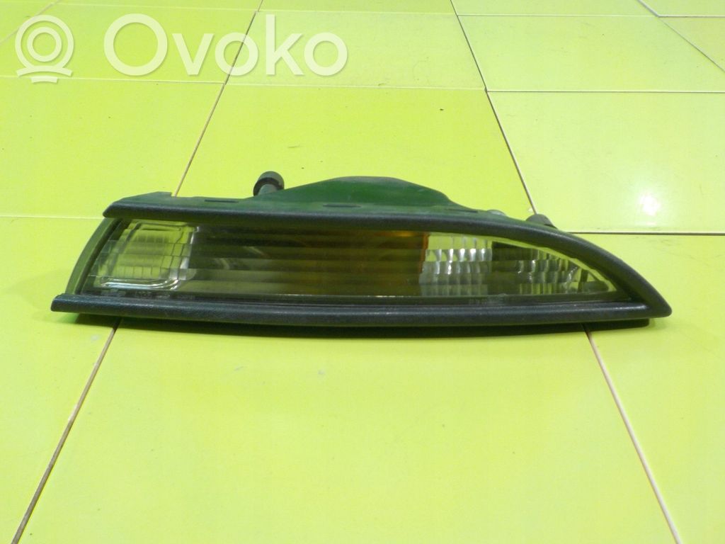 Front indicator light   PRZOD,LEWY,XP136