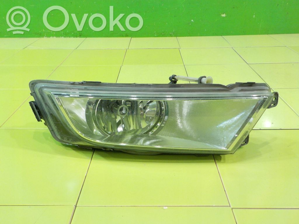 Skoda Octavia Mk3 (5E) Front fog light 
