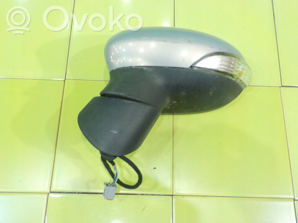 Ford Fiesta Front door electric wing mirror 