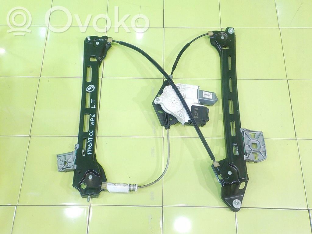 Volkswagen PASSAT CC Front door window regulator with motor 