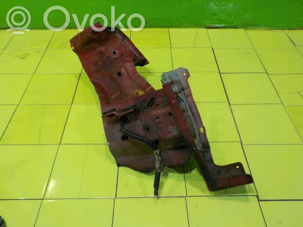 Land Rover Freelander 2 - LR2 Front side member 