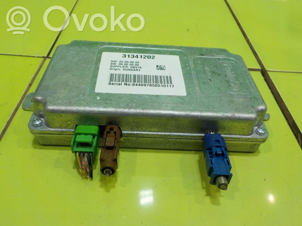 Volvo V60 Sound amplifier 