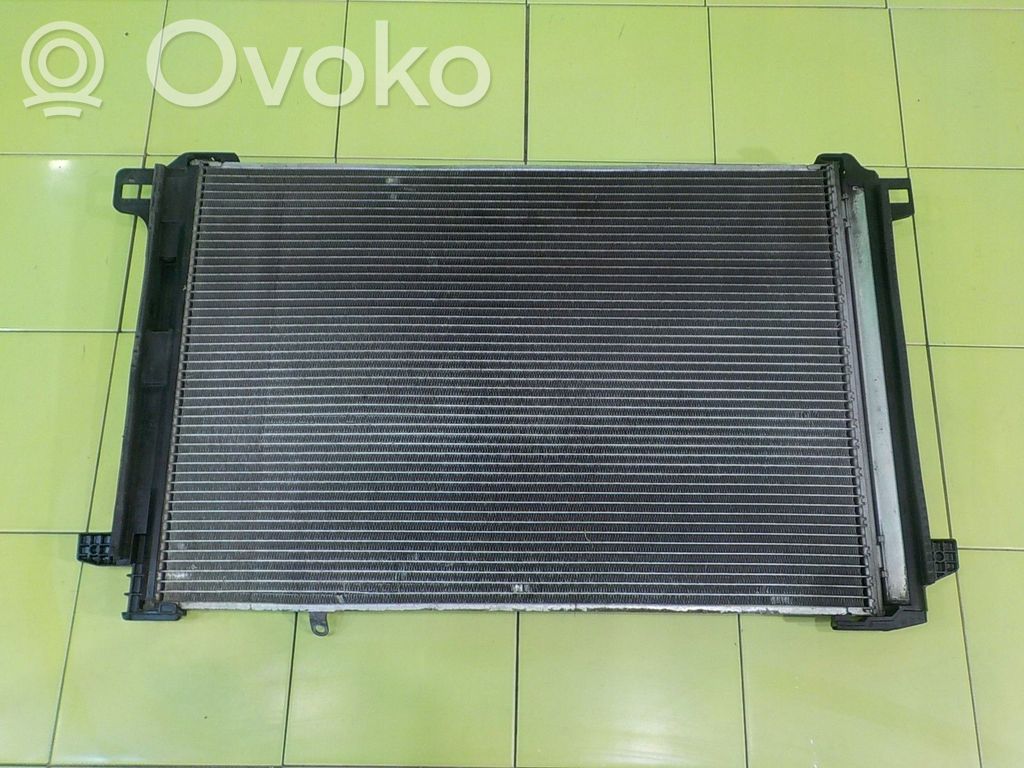 Mercedes-Benz C W204 Gaisa kondicioniera dzeses radiators 