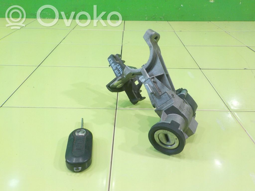 Opel Combo D Ignition lock 