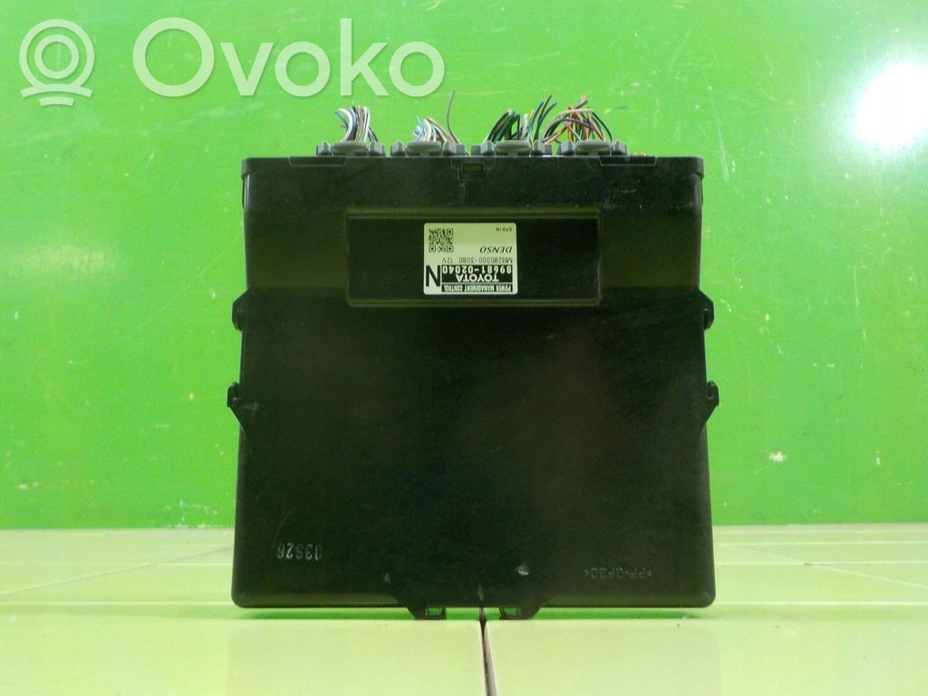 Toyota Yaris Central body control module 