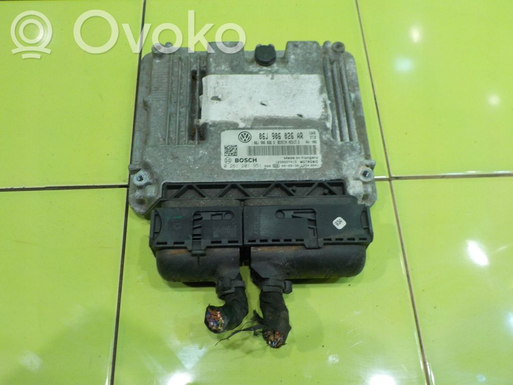Volkswagen Scirocco Variklio valdymo blokas 