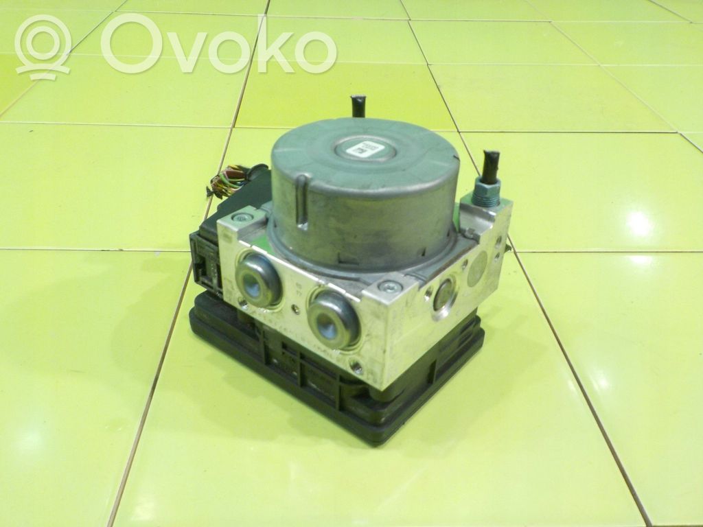 BMW 2 F22 F23 ABS Pump 