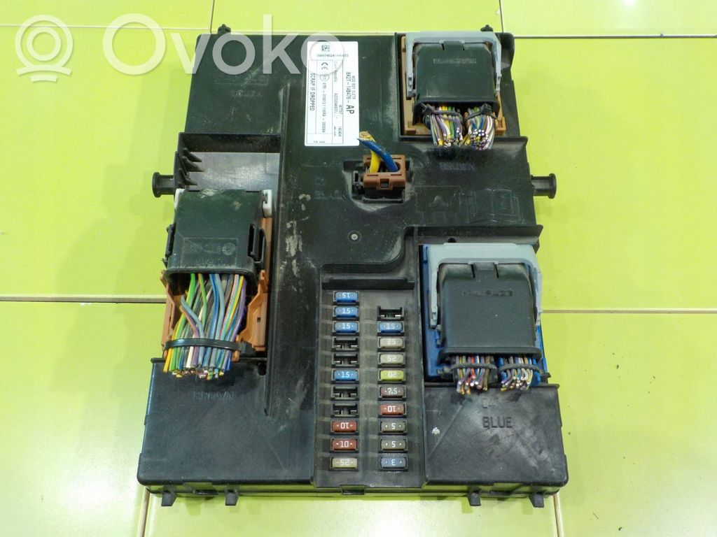 Ford Transit Drošinātāju kaste (komplekts) 
