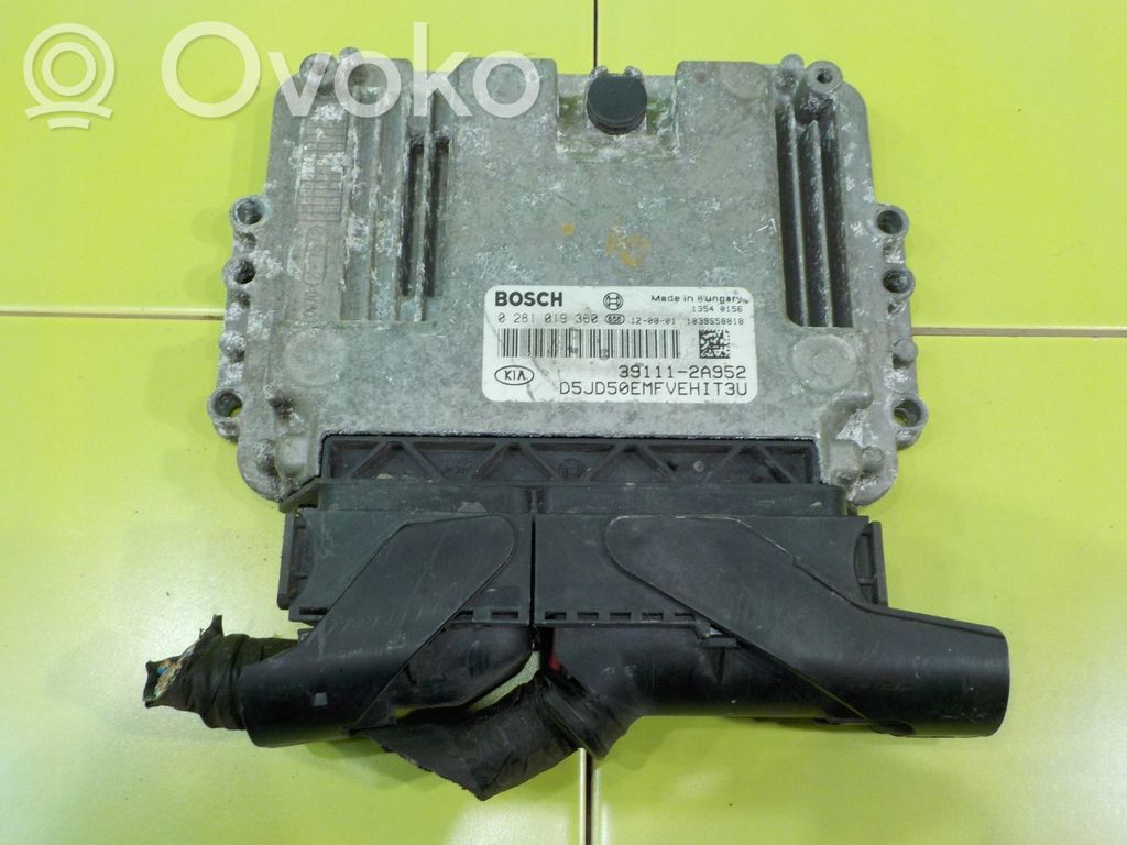 Engine control unit/module   391112A952,0281019360,2A952,39111,391112A952