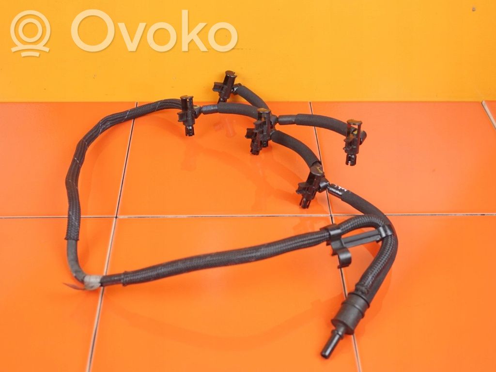 Jaguar XF X250 Fuel line pipe 