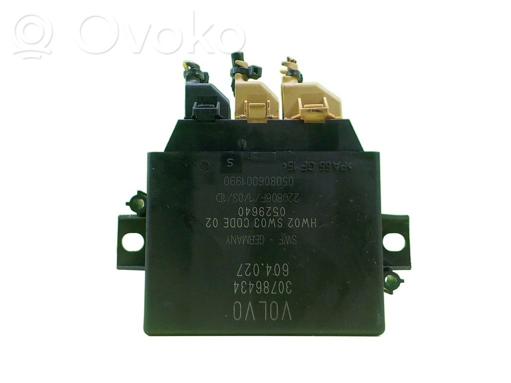 Volvo C70 Central body control module 