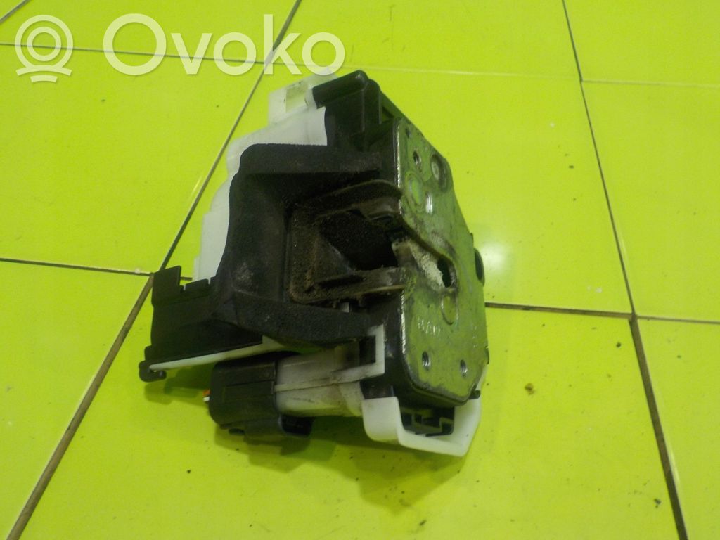 Fiat Doblo Zamek drzwi przednich 