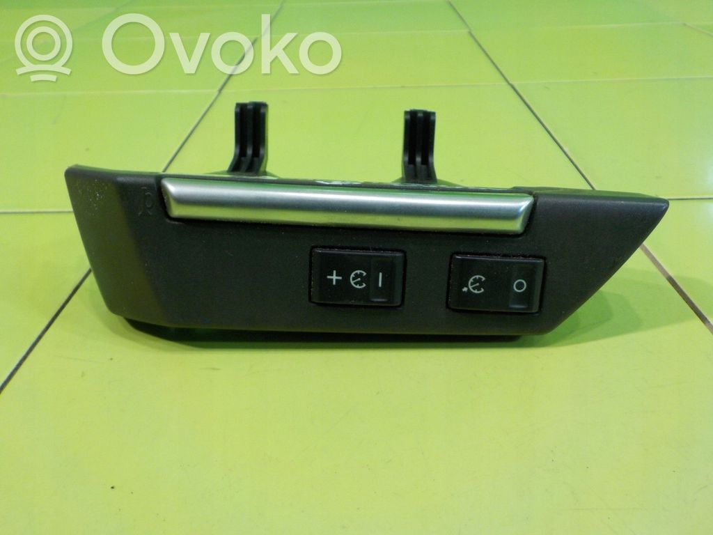 Land Rover Freelander 2 - LR2 Inne przełączniki i przyciski 