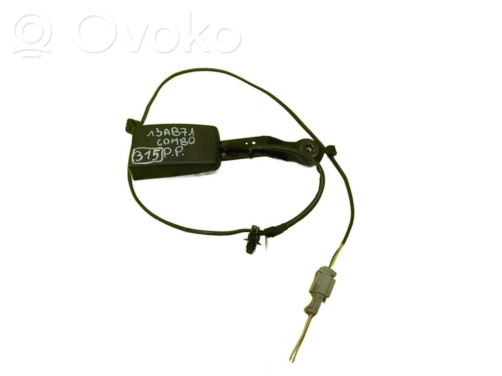 Opel Combo D Front seatbelt 