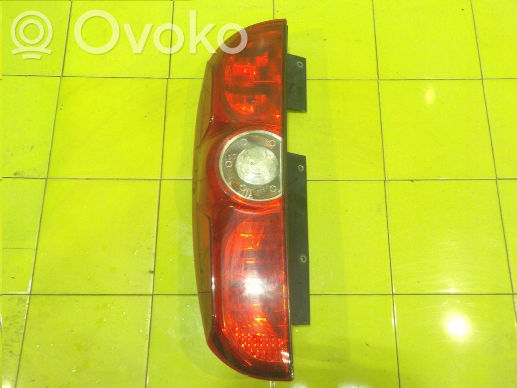 Lampa tylna   14AB121