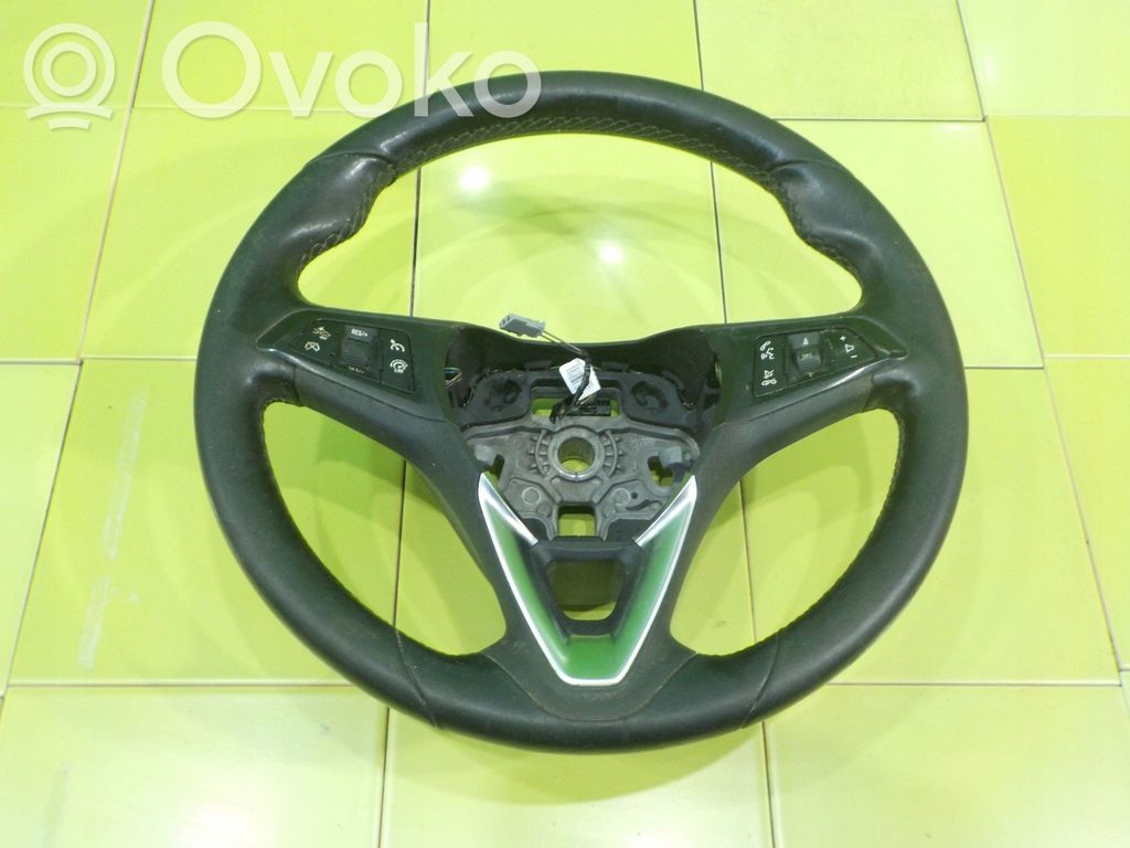 Opel Corsa E Ohjauspyörä 