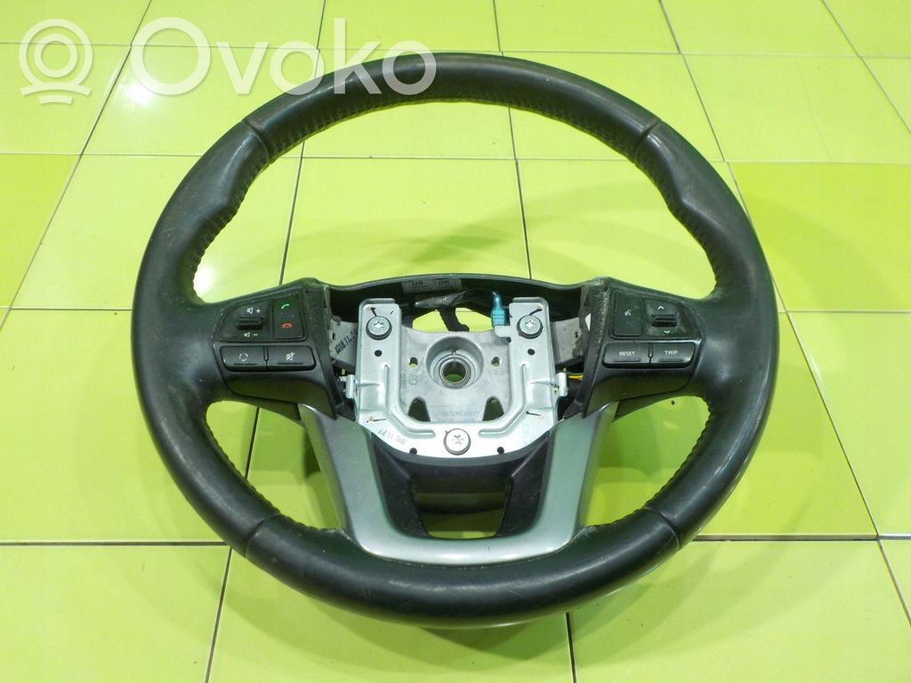 KIA Rio Ohjauspyörä 