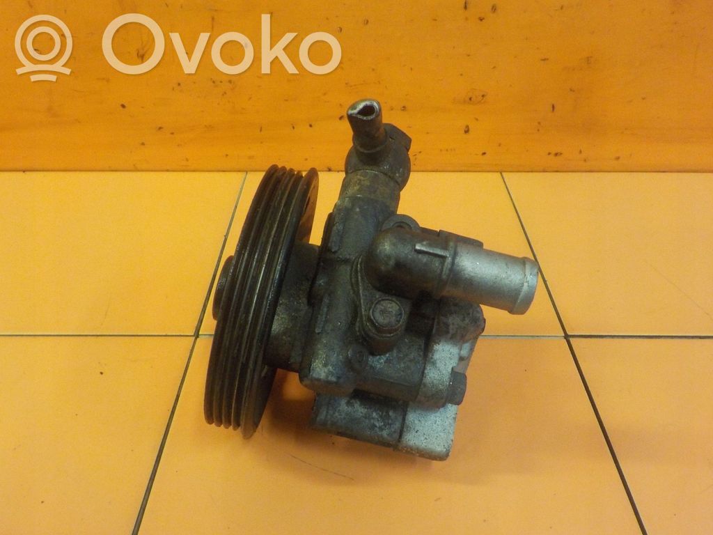 Opel Insignia A Ohjaustehostimen pumppu 